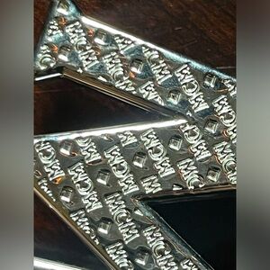MCM BELT, BLACK, USED